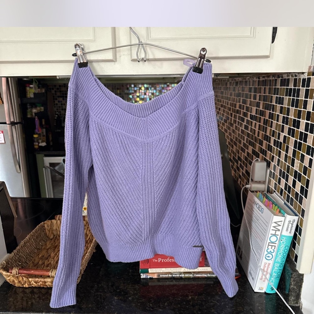 Abercrombie & Fitch Purple V-Neck Sweater